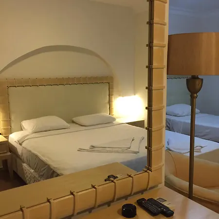 Otel Nfk The House 3*