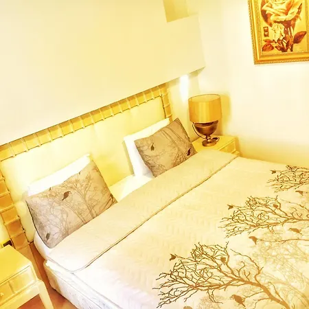 Otel Nfk The House