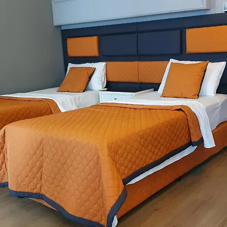 Otel Nfk The House 3*