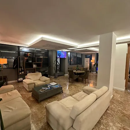 Otel Nfk The House 3*