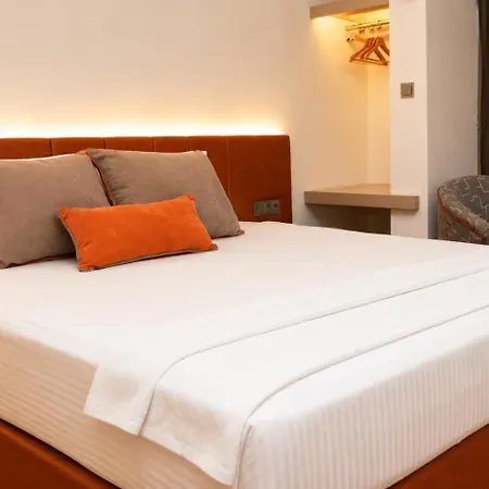 Nfk The House Hotel 3*