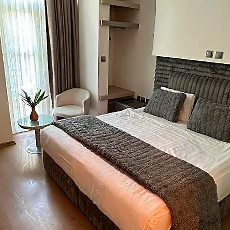 Nfk The House Hotel 3*