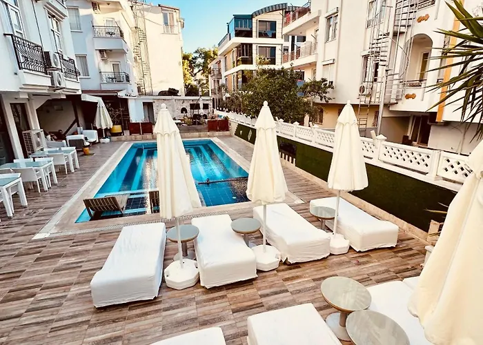 Hotel Nfk The House 3*