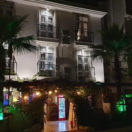 Nfk The House Szálloda 3*